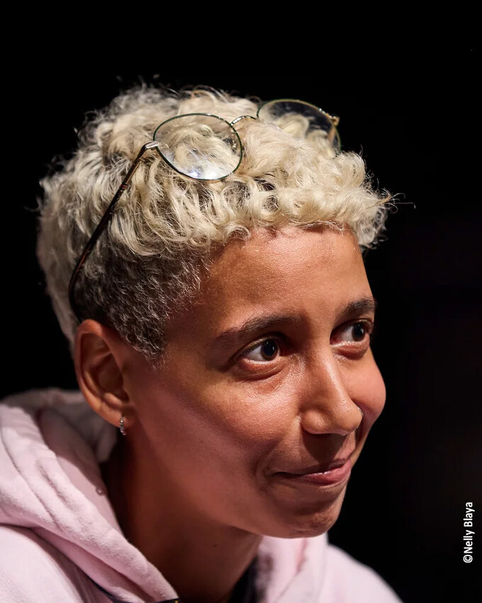 Meryem-Bahia Arfaoui, réalisatrice, autrice et surtout une grande humaniste